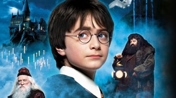  Promotional image for the film Harry Potter and the Philosopher's Stone. Left to right: Robbie Coltrane as Rubeus Hagrid, Daniel Radcliffe as Harry Potter, and Richard Harris as Albus Dumbledore