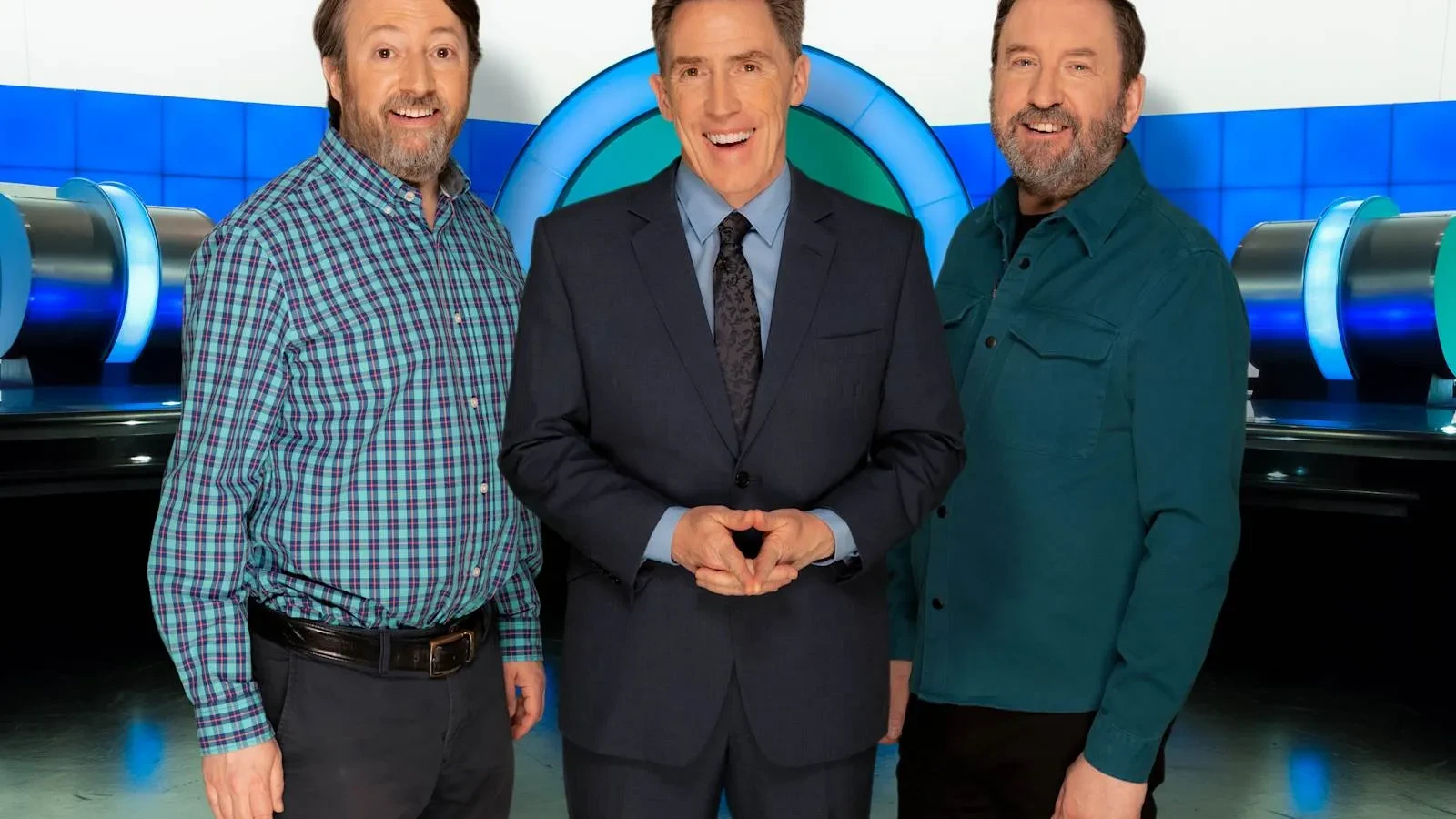 David Mitchell, Rob Brydon and Lee Mack wearing blue on the set of Would I Lie to You