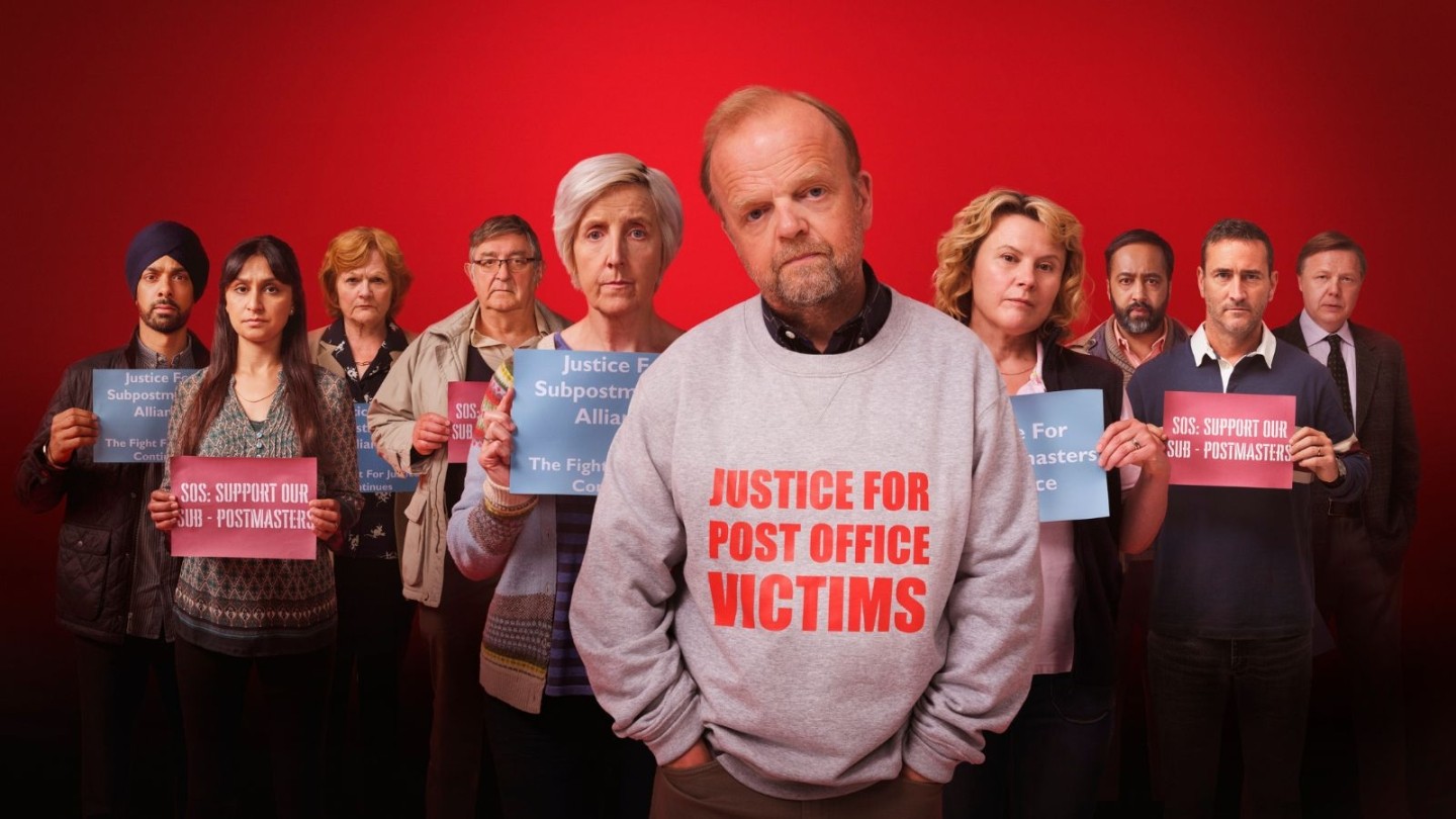  Promotional image for the TV series Mr Bates vs The Post Office. From left to right: Monica Dolan as Jo Hamilton, Will Mellor as Lee Castleton, Toby Jones as Alan Bates, and Julie Hesmondhalgh as Suzanne Sercombe