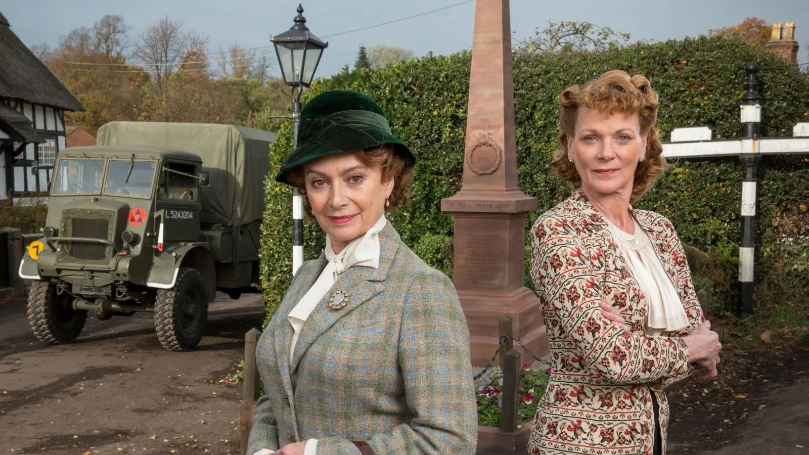 The stars of Home Fires stood in 1940's clothing