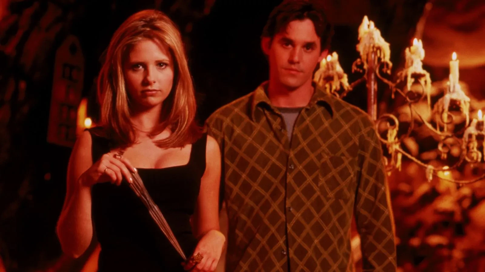Sarah Michelle Gellar and Nicholas Brendon in Buffy The Vampire Slayer