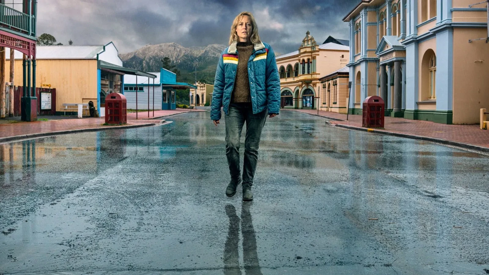 Marta Dusseldorp in Bay of Fires